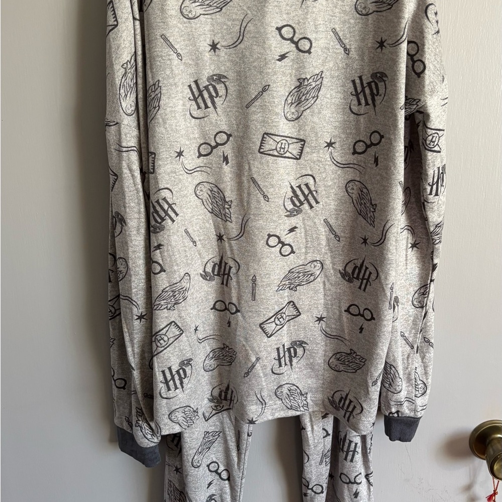 Warner Bros. Harry Potter Gray T-Shirt